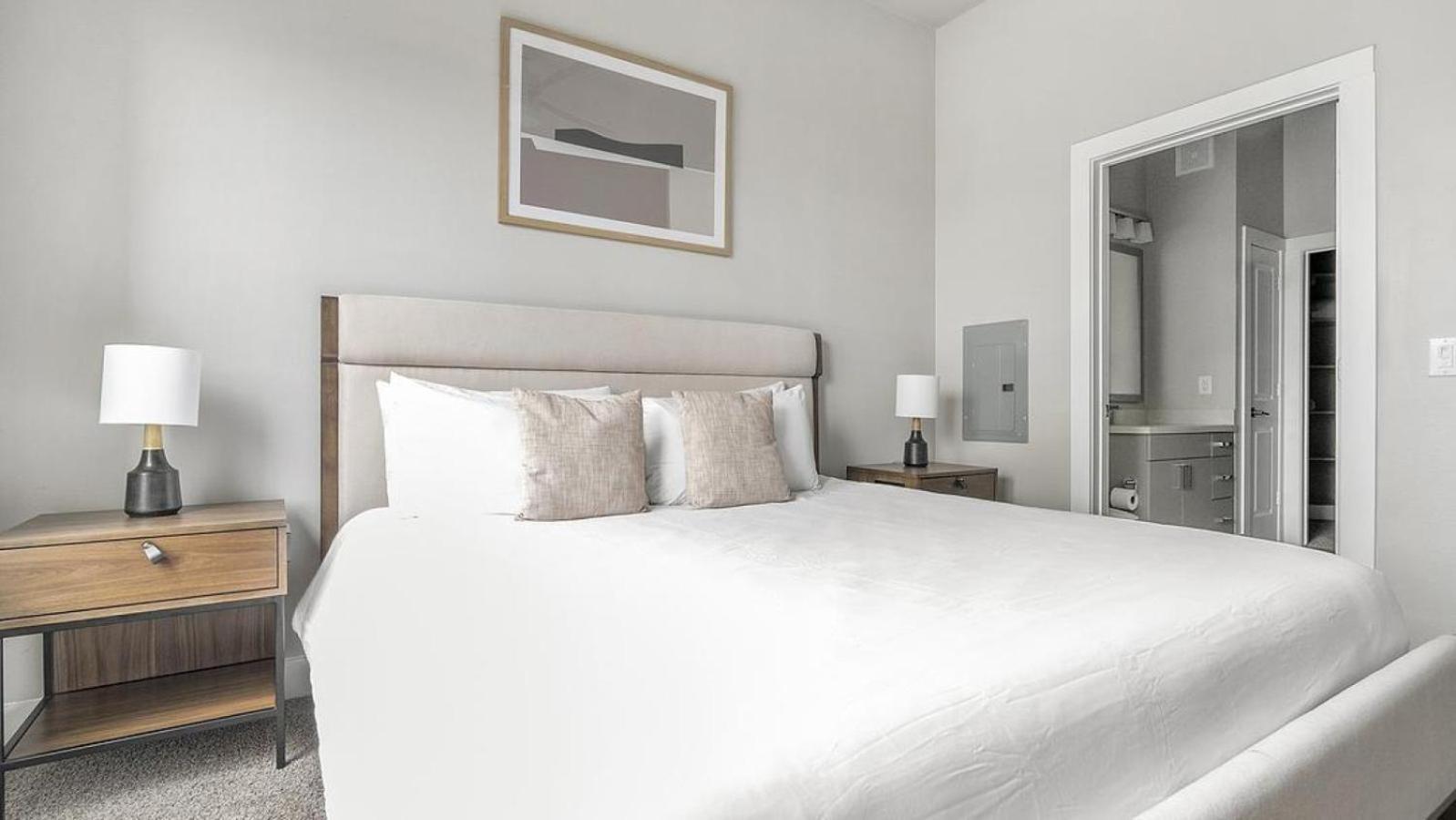 Landing Modern Apartment With Amazing Amenities 奧斯汀 外观 照片